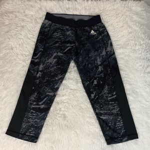 Adidas Techfit Black & Grey Medium Compression Cropped Leggings